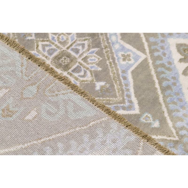 Geometric Area Rug in Beige