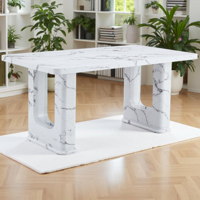 Table de salle à manger solide et moderne de 64,535,4 pouces de style solide avec motif en verre transparent, texture délicate et durabilité minimaliste