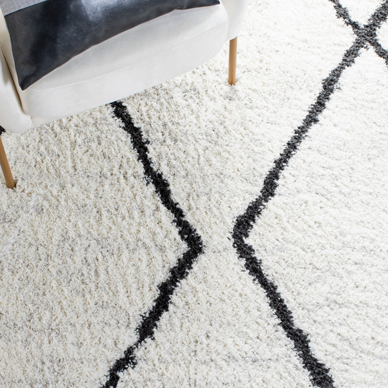 Tapis à poils longs Poulin, Carré 6 pi 7 po