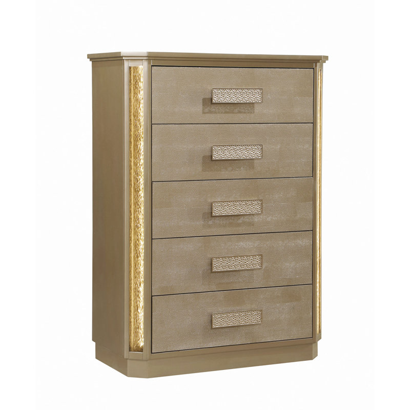Commode Medusa en bois doré