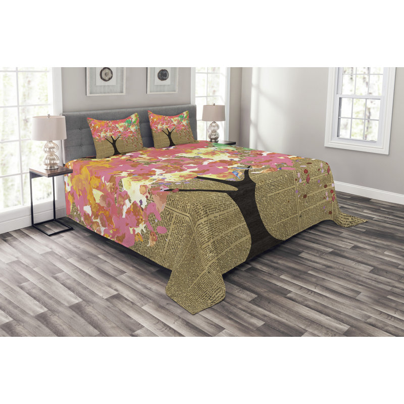 Floral Bedspread with Pillow Shams Included, 220 x 264 cm