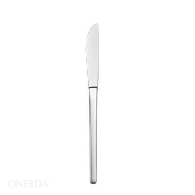 Apex Dinner Knives by Oneida (18/10)