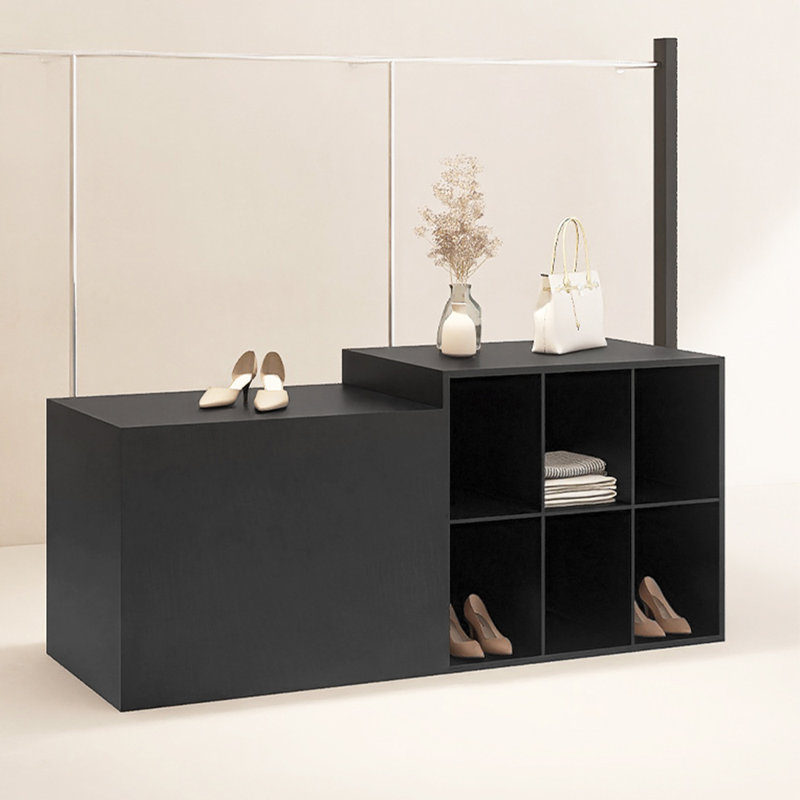 Assja, Black