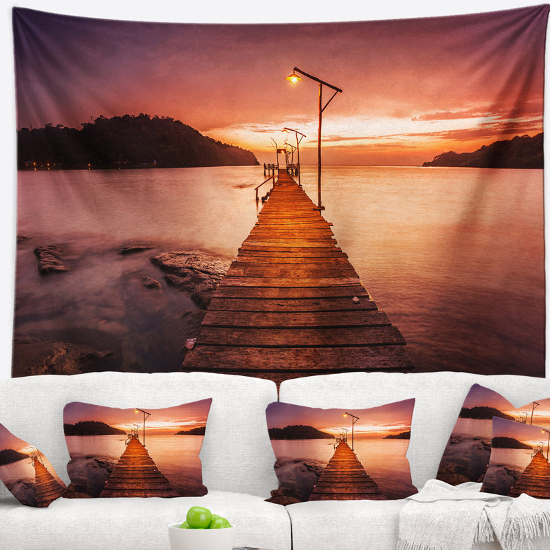 Tapisserie paysage marin sur une mer mauve, H 32 po x l 39 po