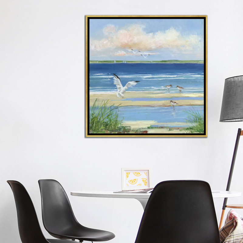 «Beach Combing I» par Sally Swatland - reproduction d'art, H 12 po x l 12 po x P 1,5 po, Toile encadrée d'or, Pas de tapis