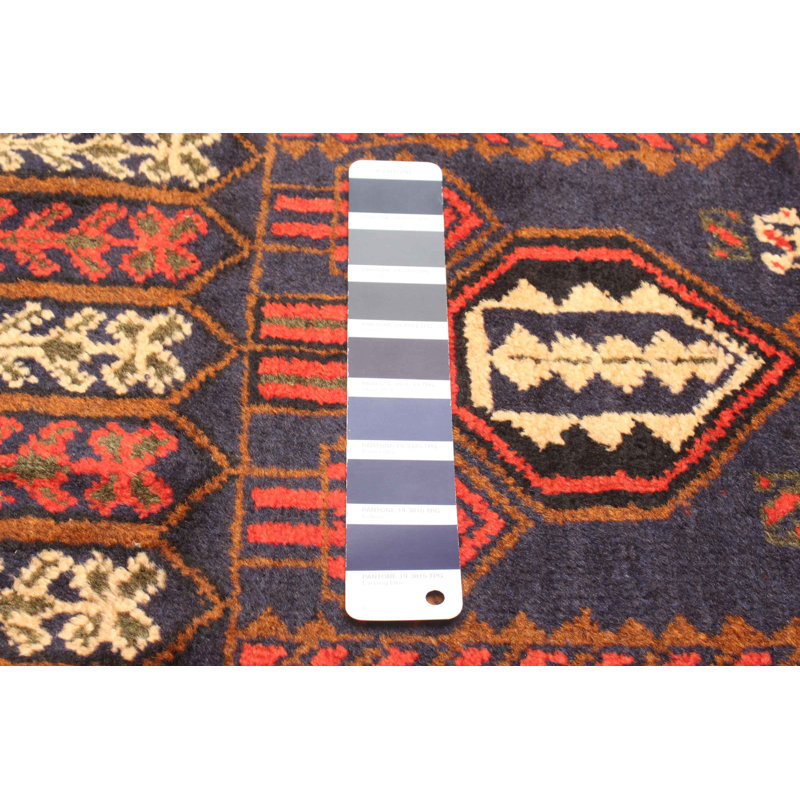 Tapis bleu marine Teimani 2 pi 9 po x 4 pi 10 po