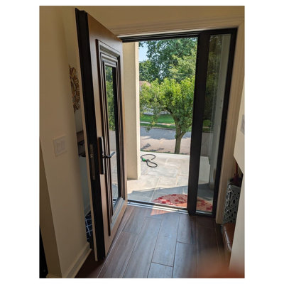 Façade avant en acier pré-suspendu / porte en chêne naturel Ballucio 6644 / fenêtre extérieure supérieure avec panneau latéral / entrée en métal peint moderne l 36 po x H80 + 16 po à droite