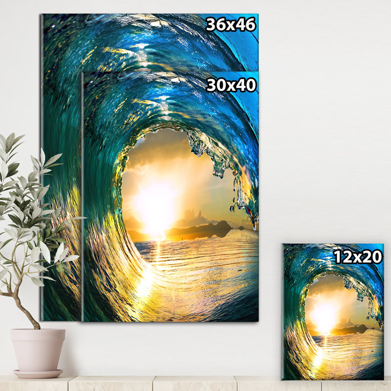 Colored Ocean Waves Falling Down II - reproduction de photo, Toile tendue, H 32 po x l 24 po x p 1 po