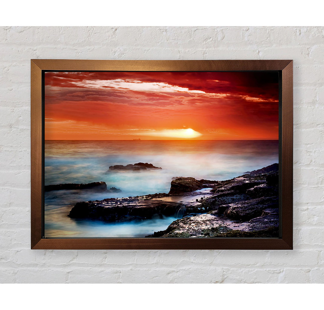 Gerahmtes Leinwandbild Misty Ocean Sunset