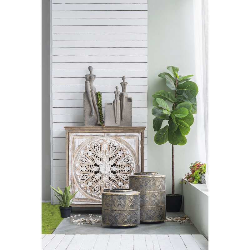 Nessa  Metal Statue Planter