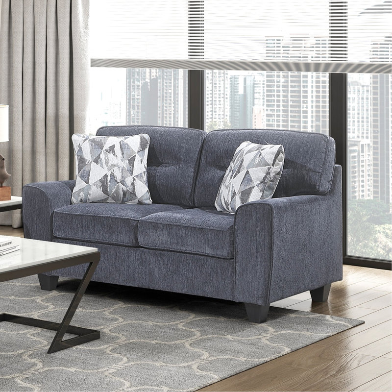 Bleu contemporain, tissu chenille doux, housses de coussin amovibles, pieds exposés avec sièges confortables à finition noire, 300 lb par siège