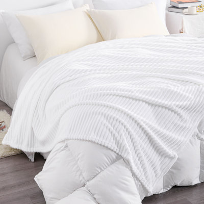 Soft and lightweight flannel striped bed blanket