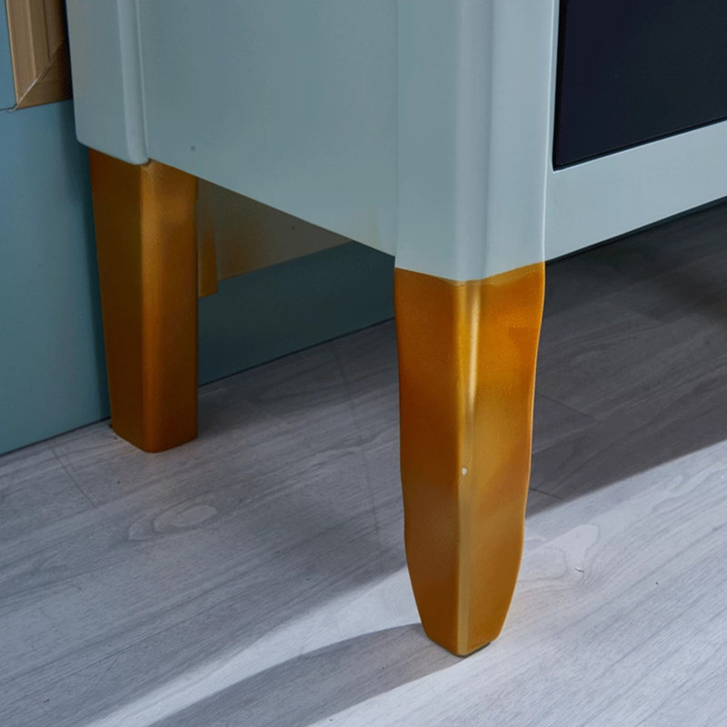 Foyer bleu en bois massif avec meuble télé