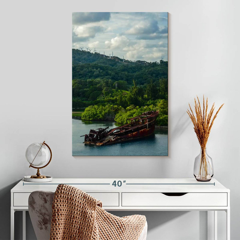Mehar Honduras Shipwreck, 30" H x 20" W