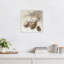 Rustique, pommes de pin avec branches enneigées, chaleureuse, hiver sauvage, art mural sur toile - 24 x 24 pouces beige