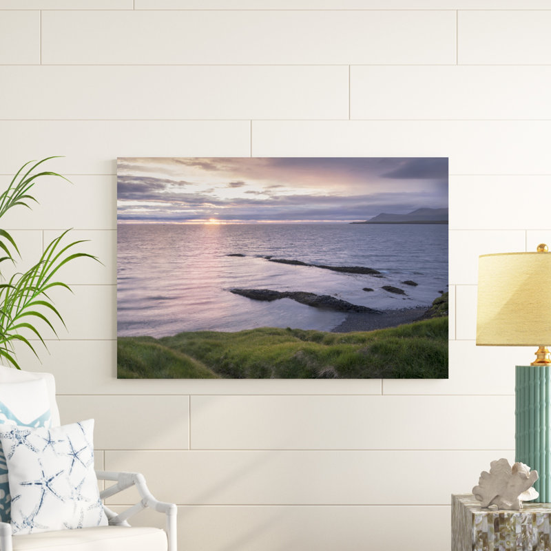 Un lever de soleil simple, H 32 po x l 48 po x P 1,25 po