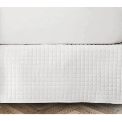 400 Thread Count 100%White Cotton Sateen Vertical Quilting Bed Skirt Three Sided Coverage with Platform