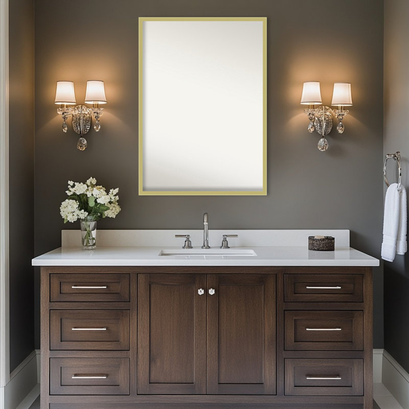 Miroir mural de salle de bain Incline Light, 25,5 po x 19,5 po, Doré clair