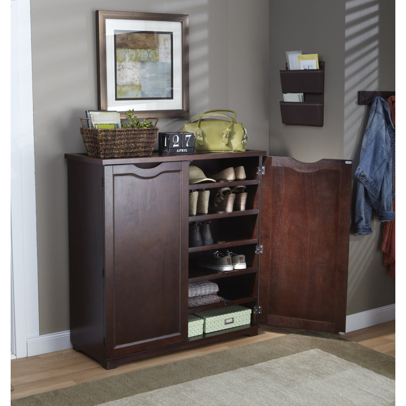 Storage cabinet for 38 pairs of shoes with adjustable shelves
