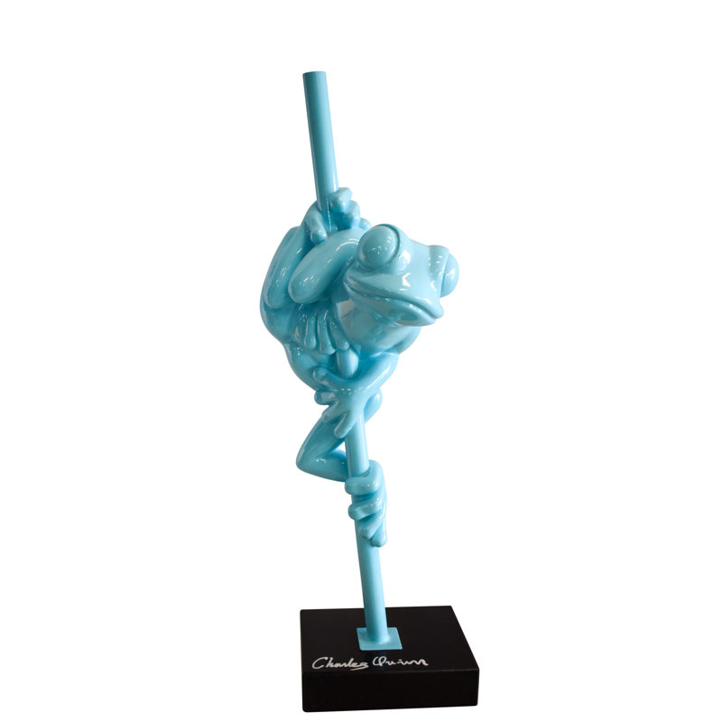 Statue en résine Newhaven grenouille vive bleu clair sur branche 10 po x 8 po x H 28 po