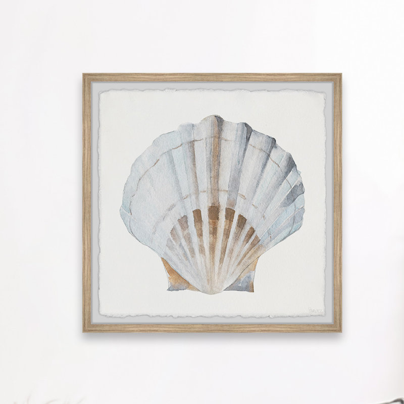 «Pretty White Shell», reproduction encadrée, H 18 po x l 18 po x P 1,5 po