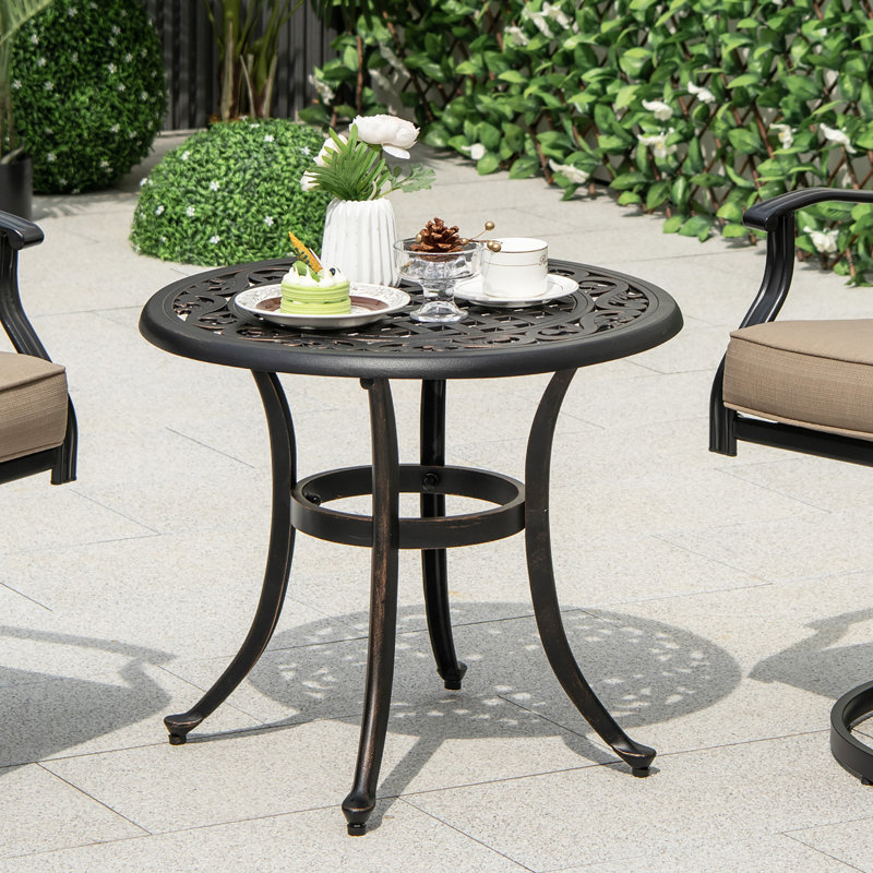 Table d'extérieur Eleigh 24 L x 24 W Eleigh