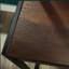 Bureau industriel avec huche, finition brune