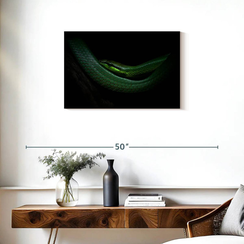 Brampt Mamba, 20" H x 30" W