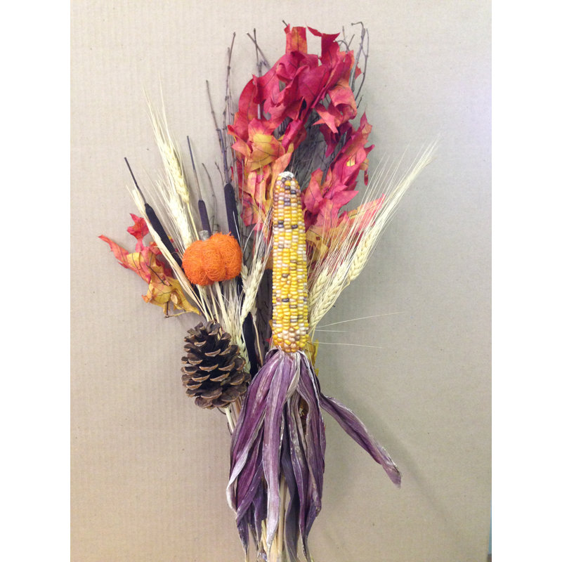 Arrangement floral à cône cannelle bouquet