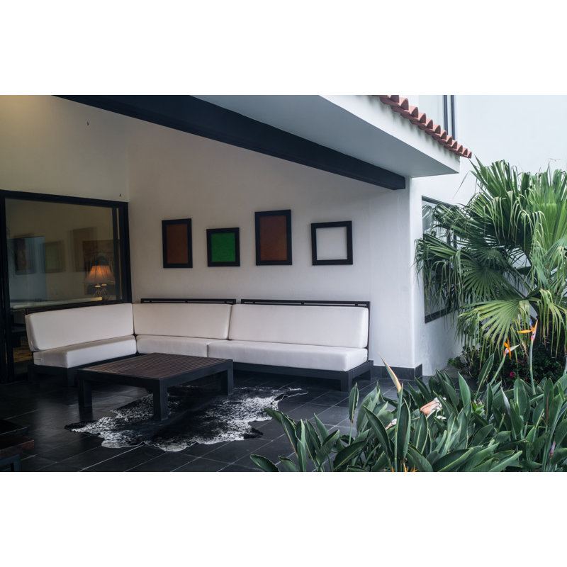 Altti Cowhide Indoor Rug