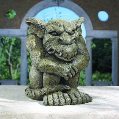 Statue gargouille detest the rest