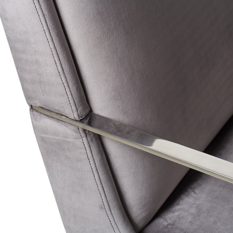Chaise avec accoudoirs en mauve Andrew Martin