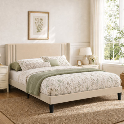 Lit plateforme tapissier à oreilles, structure en métal avec lattes de bois, dégagement sous le lit de 7,5 po, aucun sommier requis, grand