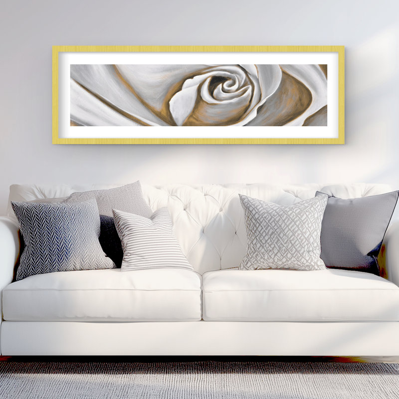 Gros plan sur une rose blanche - imprimé floral gris mat pour la décoration intérieure, Doré