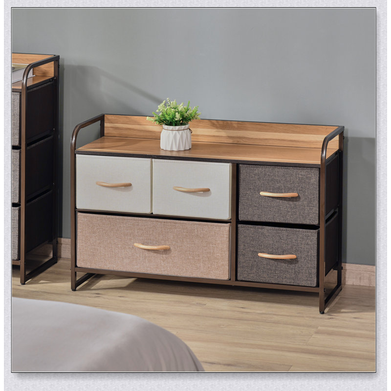 Commode à 5 tiroirs en tissu avec structure en acier, plateau en bois et beaucoup de rangement pour les chambres à coucher et les vestibules modernes HOMcom