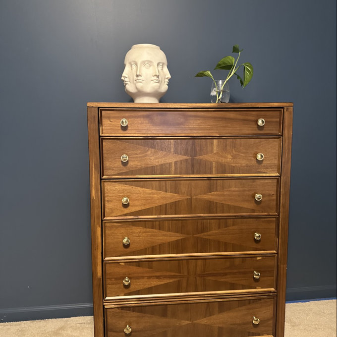Camilla 31.5" W 6-Drawer Acacia Wood Standard Chest