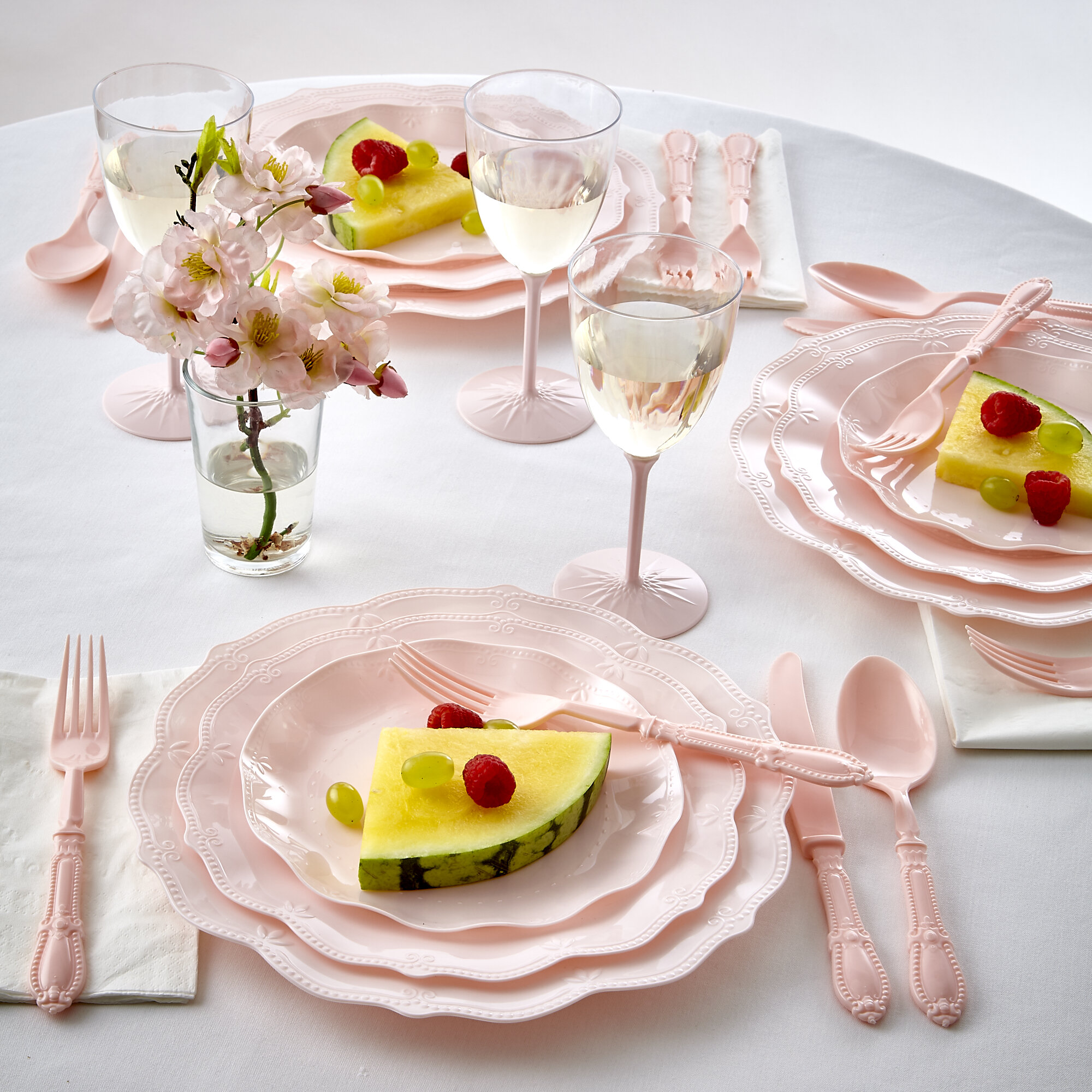 Chateau Plastic Disposable 10 Piece Dinner Plate Set Silver Spoons Color: Blush