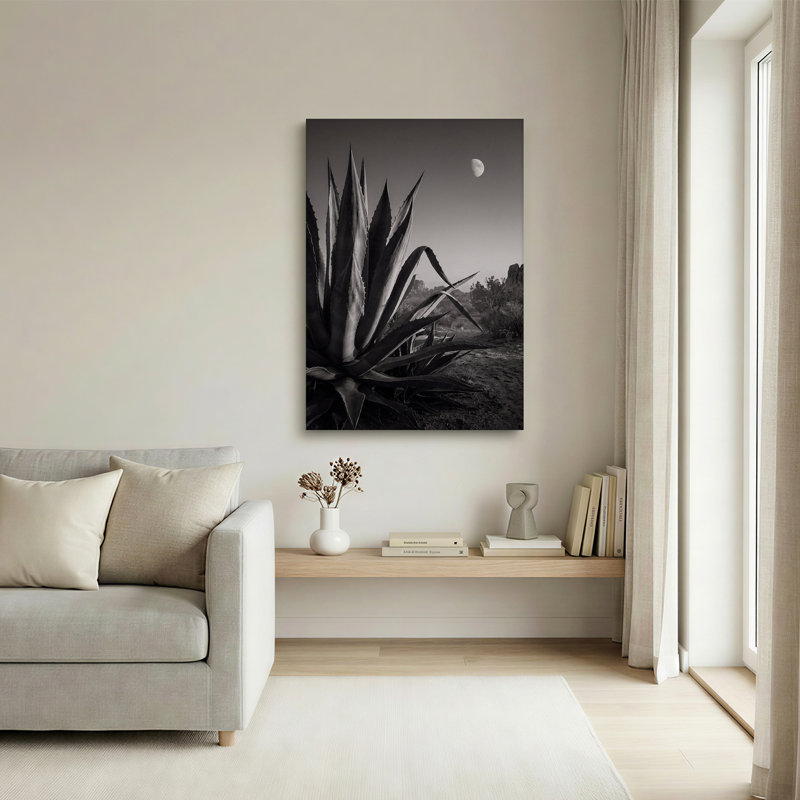 Art mural noir et blanc sur toile d'agave avec croissant de lune, H 24 po x l 16 po