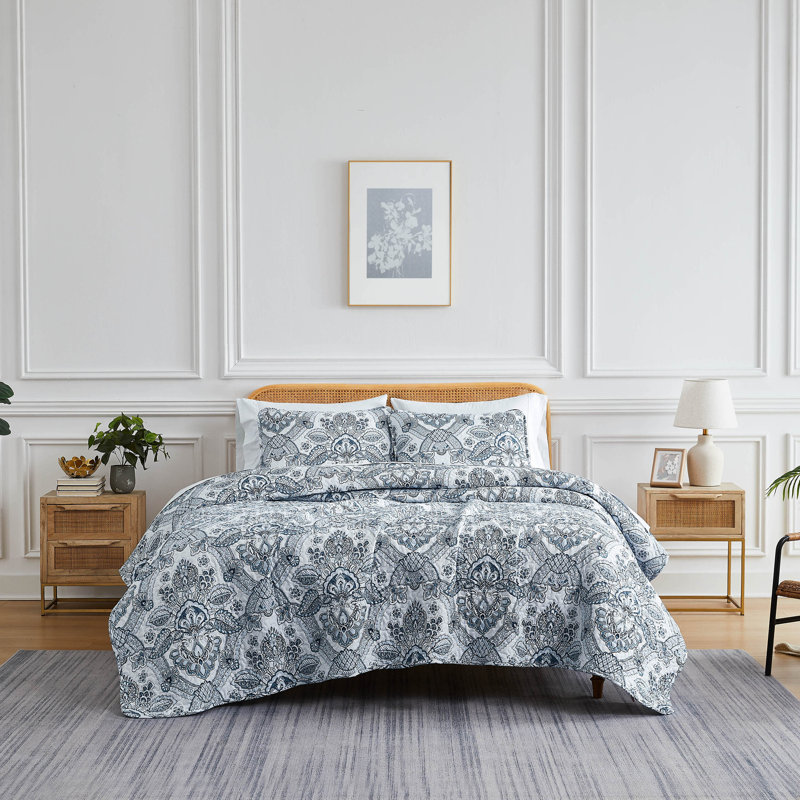 Enchantment Blue Floral Microfiber Full Quilt Set