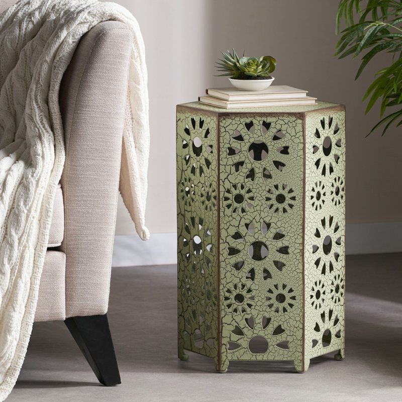 Table d'appoint avec motif découpé Sunburst, Vert, H 22 po x l 14,25 po x P 12,50 po