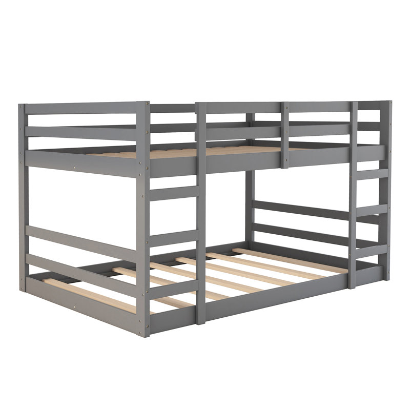 Élégant lit superposé double au-dessus de double, fabrication en bois de pin durable avec garde-corps de sécurité
