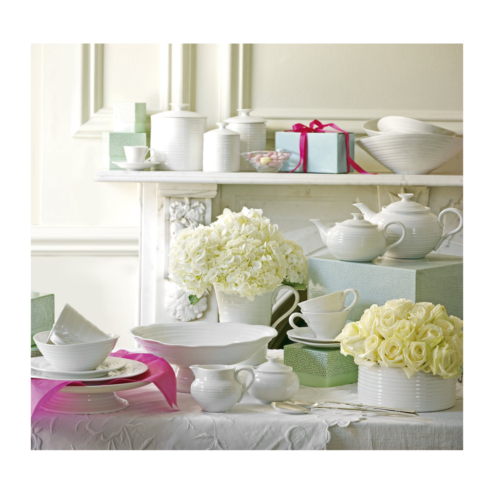 Portmeirion Sophie Conran White Platter Oval, 4.2'' H x 12'' L x 14.5'' W 