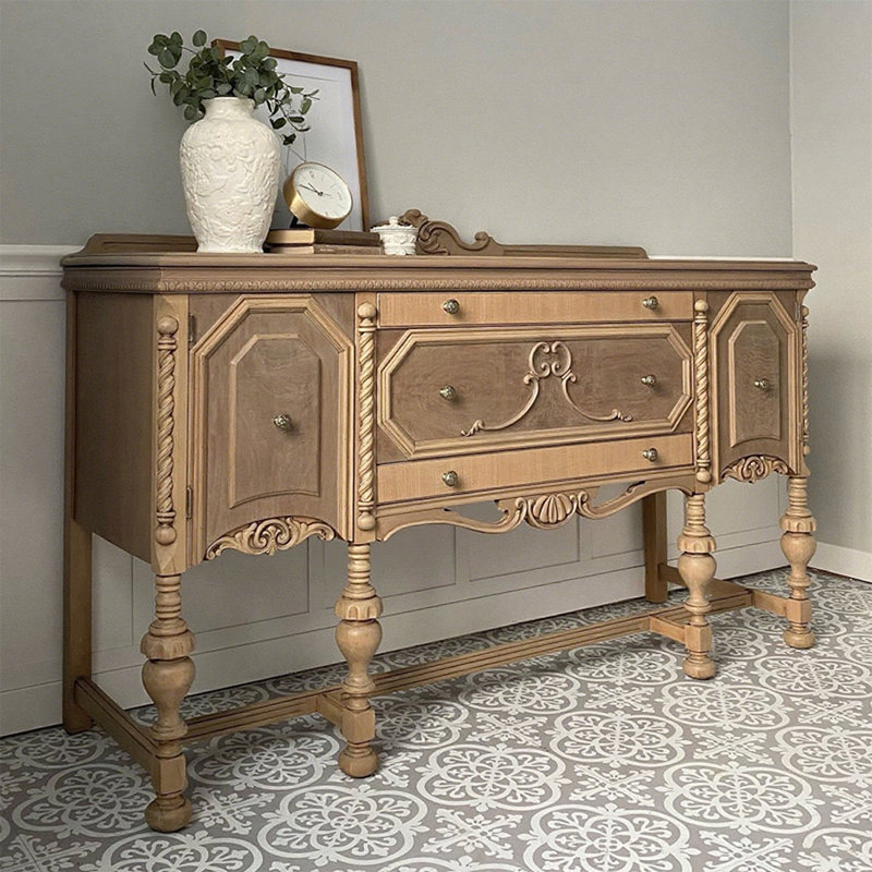 Console Retro Elegant