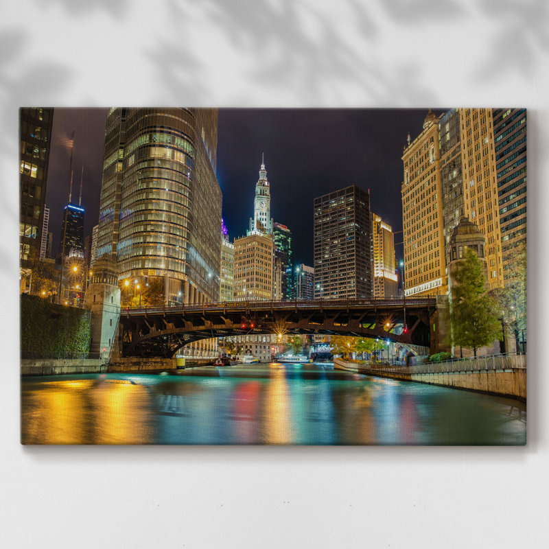 «Chicago River At Night V», reproduction sur toile, H 32 po x l 48 po x P 1,5 po