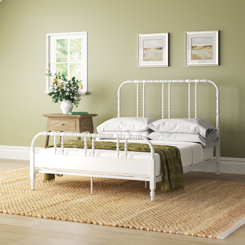 Metal Spindle Bed, Full, White