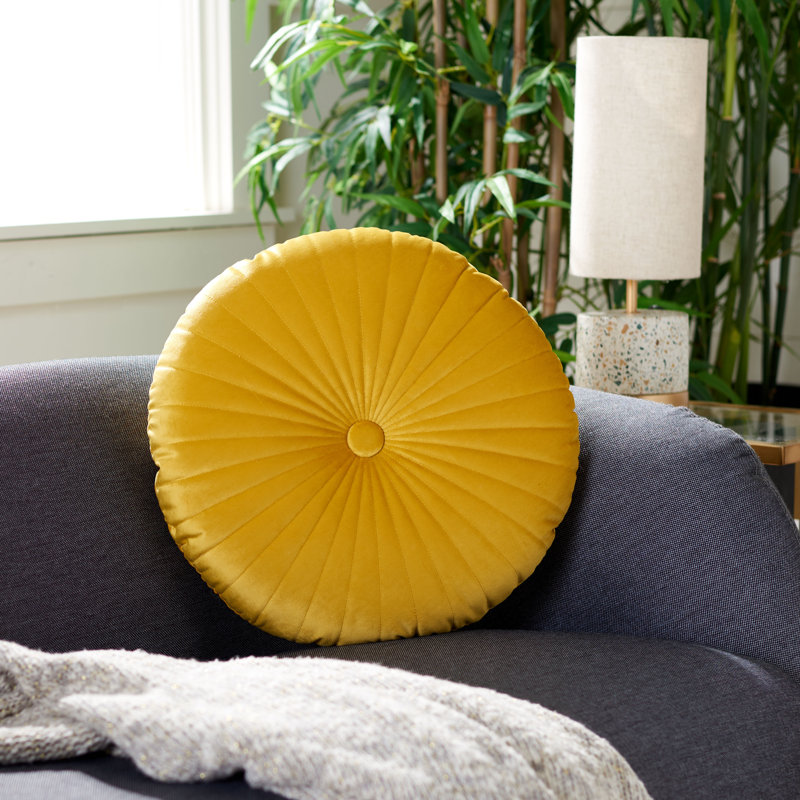 Vallory Pillow, Yellow