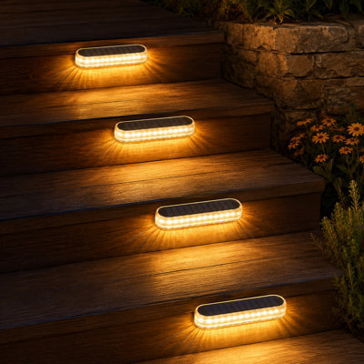 Paquet de 4 lumières de marche solaires pour terrasse, 40LM blanc chaud 2700K IP68, marche / arrêt automatique dans le sol pour les jardins, les escaliers et les allées