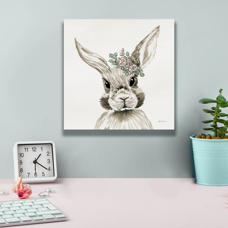 Toile épique «Baby Bunny With Crown» par Yvette St. Amant, H 12 po x l 12 po x P 0,75 po