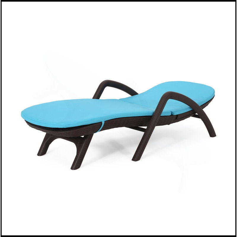 Mikael Chaise Lounge With Cushion, Blue