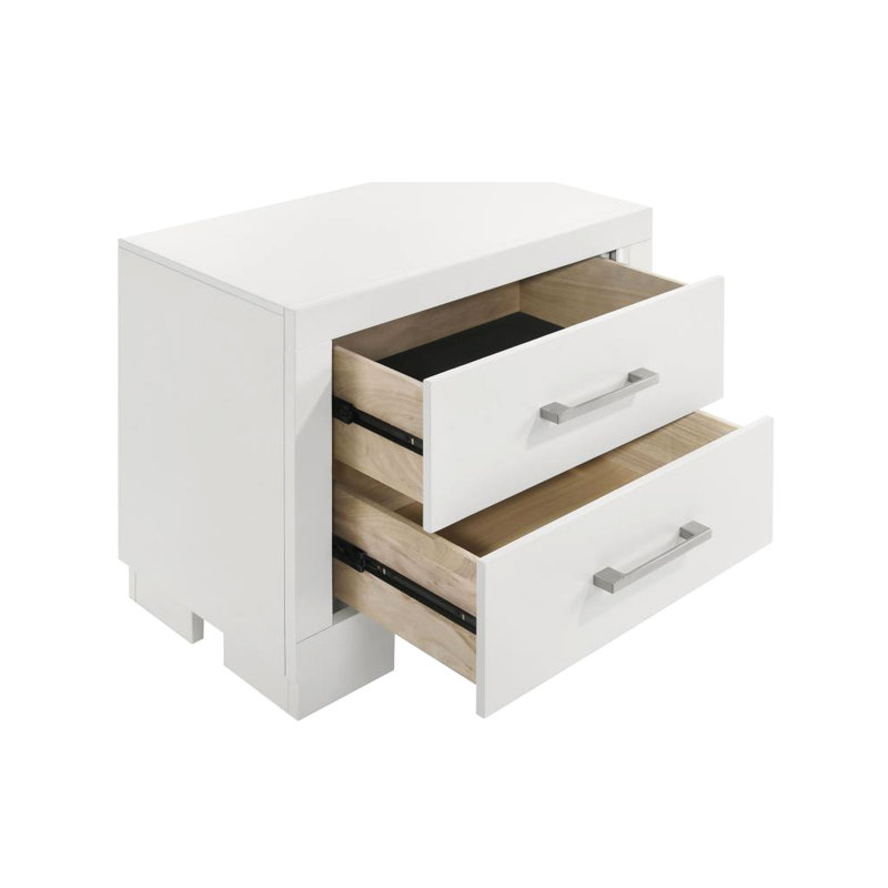 Table de chevet blanc crème avec deux tiroirs et un look à la fois fonctionnel et chic